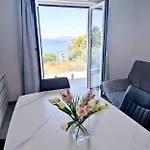 Suha Punta Luxury First Row To The Sea Kampor