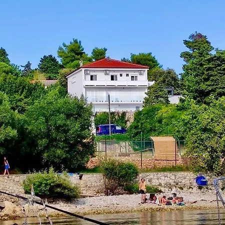 Suha Punta Luxury First Row To The Sea *